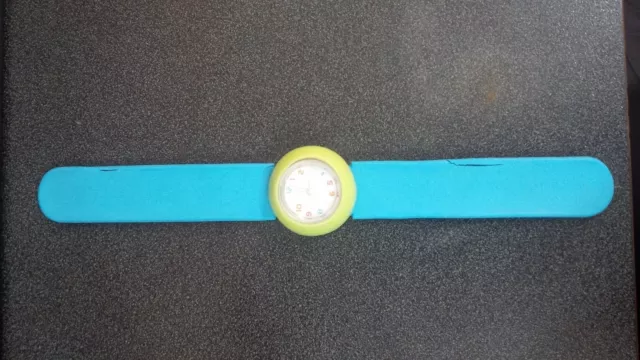 Fun snap bracelet green blue quartz watch