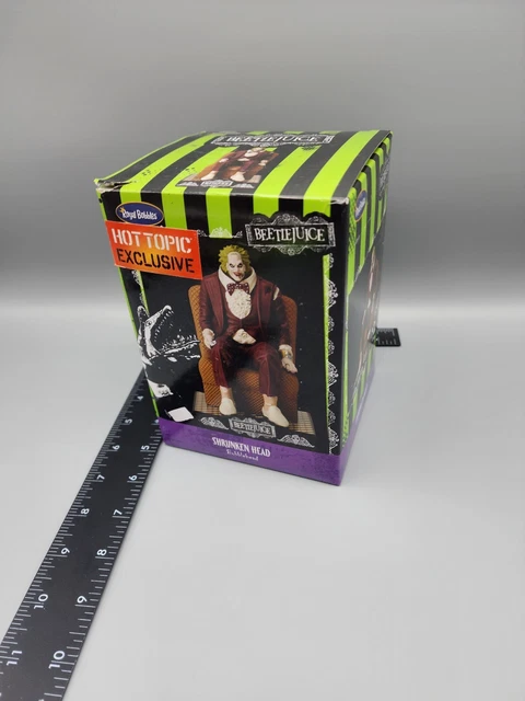 Royal Bobbles Beetlejuice Shrunken Head Bobblehead Hot Topic Exclusive open box