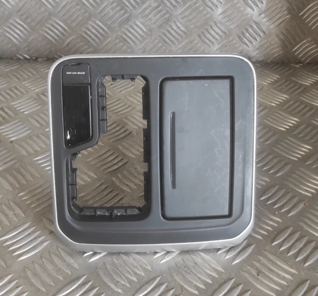Cache Contour Levier De Vitesse Gauche Pour Peugeot 208 I Phase 1 - Pièce D'occasion 9674019377 | Garniture Intérieure Voiture