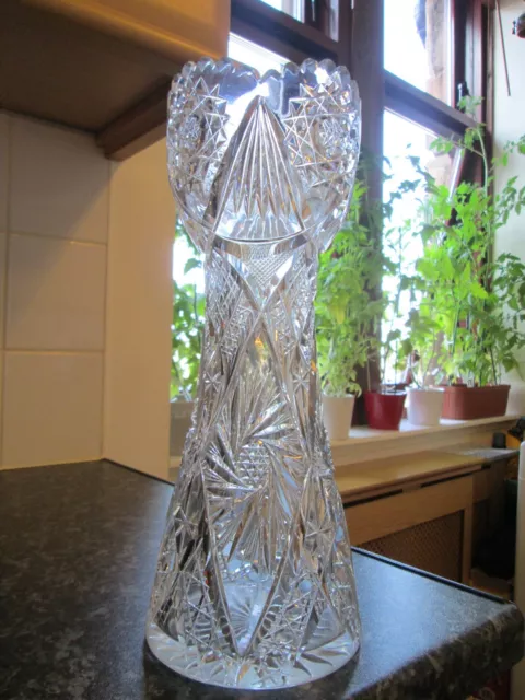 HEAVY  Tall & Large Brilliant CUT Quality Crystal Glass VASE 30cm