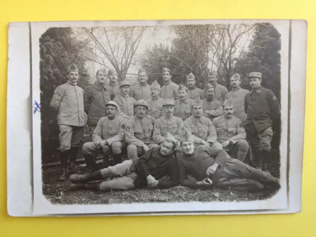 Carte Postale Photo GUERRE 1917 MILITAIRES SOLDATS Uniforme du 102 ème Régiment