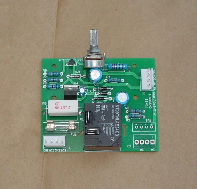 thumbnail interactive-video image 1 of Circuit Board PCB For Chicago Electric MIG 90 Welder – Replacement MIG Welder Part 1 of 4