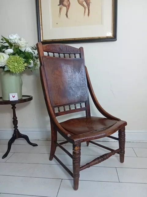Early 20th Century Oak Hall Occasional  Nursing Chair Stamped WF Shell Design