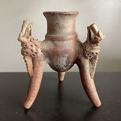 Pre-Columbian Costa Rican Atlantic Watershed Pottery Tripod Ritual Vase Animals 9