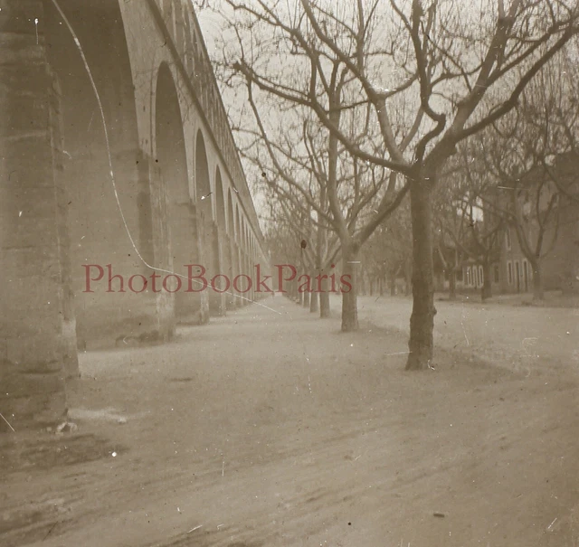FRANCE Aqueduc Allée d’arbres c1925 Photo Plaque de verre Stereo Vintage V17T14n