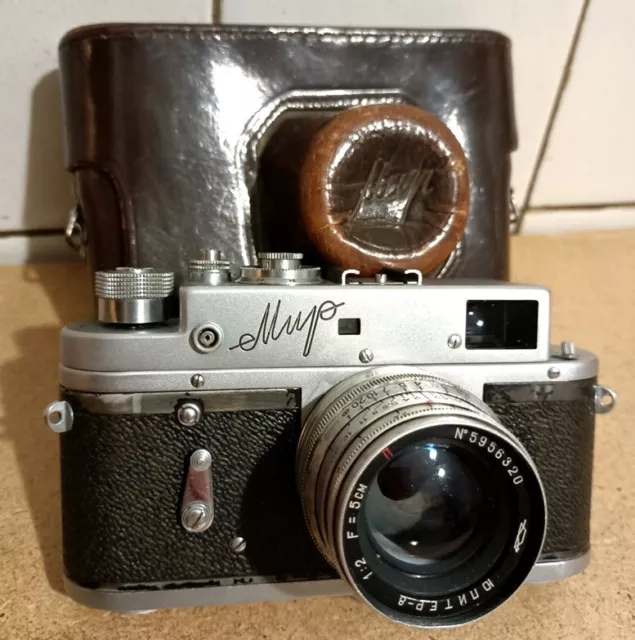 Mir - Old Vintage Russian Soviet rangefinder camera 35 mm. Jupiter-8