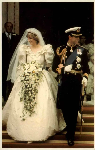 Postcard Great Britain Lady Di Diana Spencer Prince Charles Royal Wedding 1981