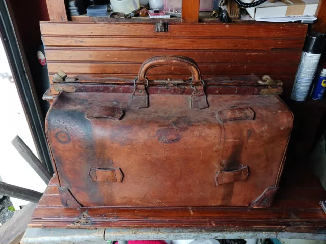 1920s Antique Peerless Luggage Suitcase Leather Stage PROP Storage