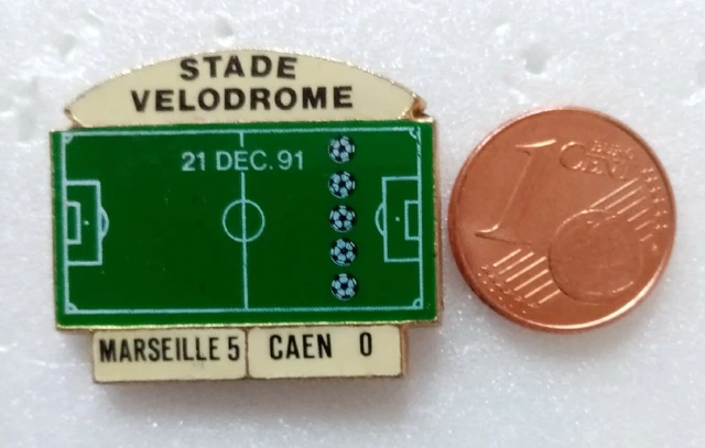 OM Mini Cadre Vélodrome Marseille – 2 Pins Collection, 12 X 9 Cm, Cadeau Supporter Olympique