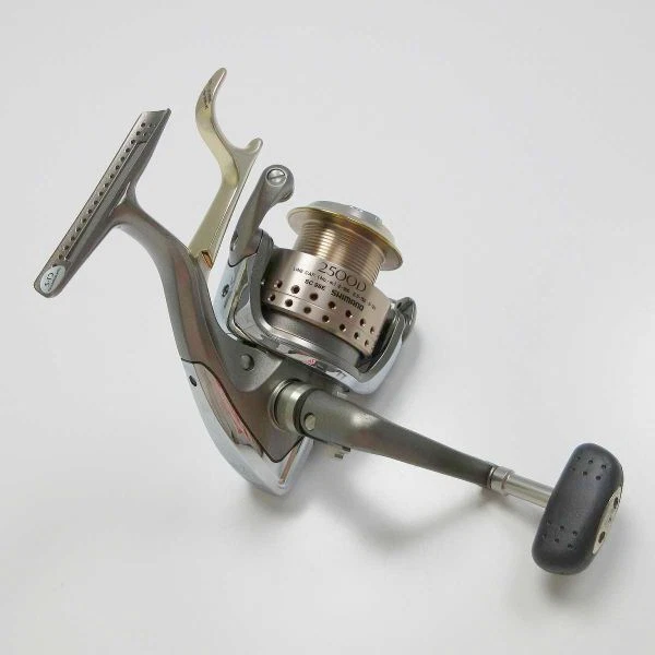 SHIMANO BBX HYPERForceMg2500D ライン付 リール
