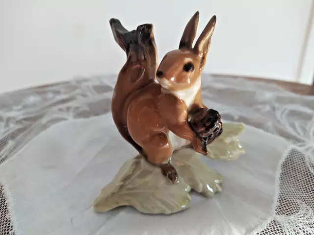 Hutschenreuther Eichhörnchen alt Porzellan Figur Entwurf Hans Achtziger bemalt