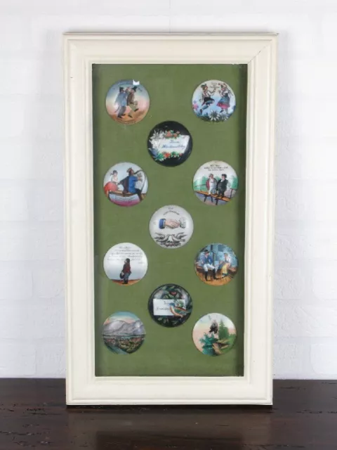Expositor Con Colección Antigua Frisos De Jarra de Porcelana Comienza Xx Sec