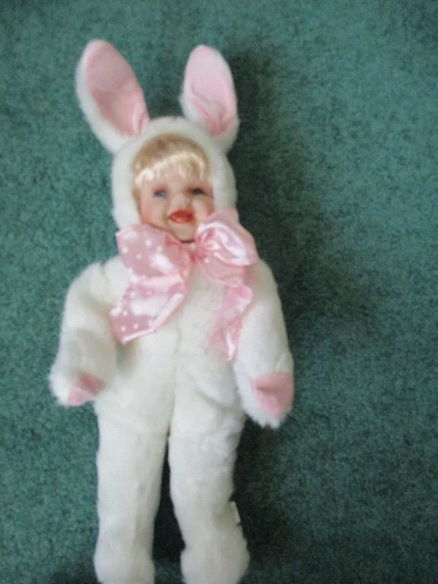 NEW VTG Bobbie Bunny 16" Porcelain Doll Heritage Signature Collection