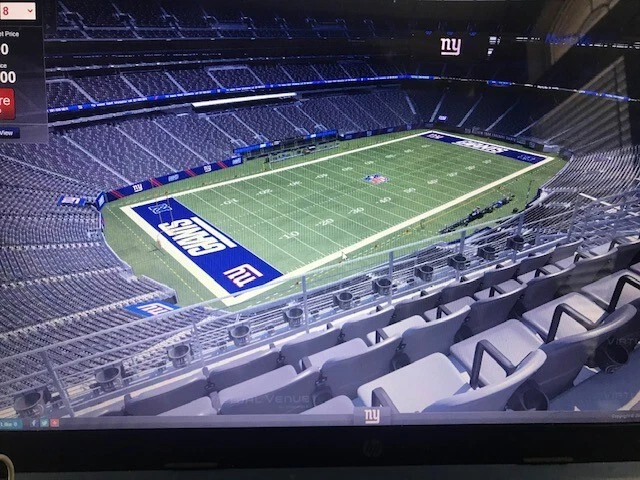 NEW YORK GIANTS Football 2025 Seasons Tickets3 tickets with parking