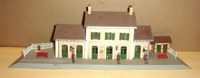 Andre porte ho n° 122c maquette gare de neuvy 4 batiment