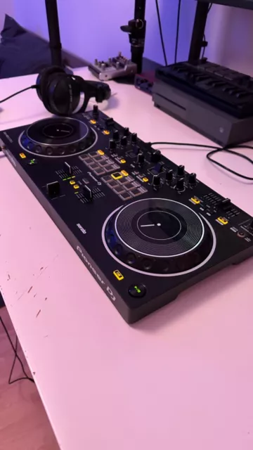 Pioneer DJ DDJ-REV1 in sehr gutem Zustand