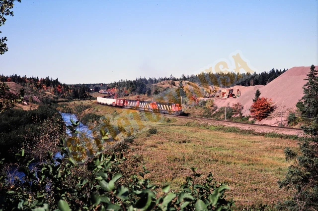 Vtg 1978 Duplicate Train Slide 2027 Canadian National Engine Calhoun NB X6P005