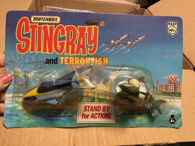 Vintage Stingray and Terrorfish Figure New Carded 1992 Matchbox toy BNIB