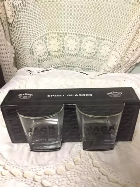 Gift Box Set of 2 JACK DANIELS Old No 7 Whiskey Glasses. Jack Lives Here. BNIB