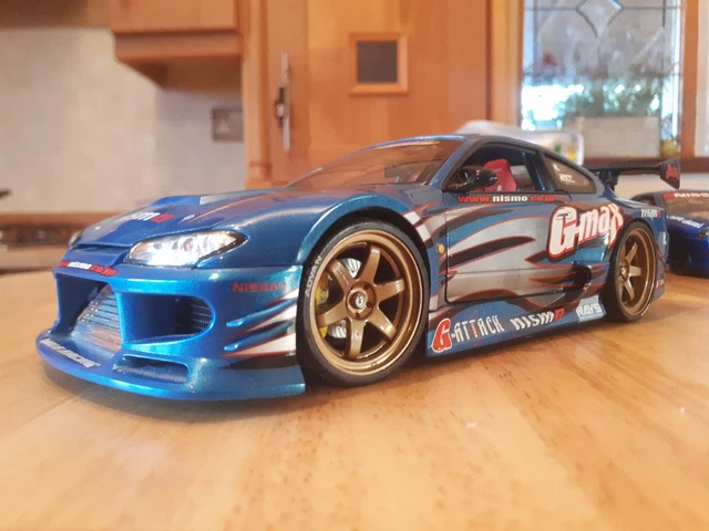 MUSCLE MACHINES 1:18 Nissan Silvia S15 Nismo 20th anniversary