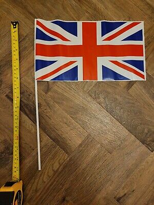 Great Britain Union Jack Flags X 100 Hand held waving Jubilee Flag Street Party