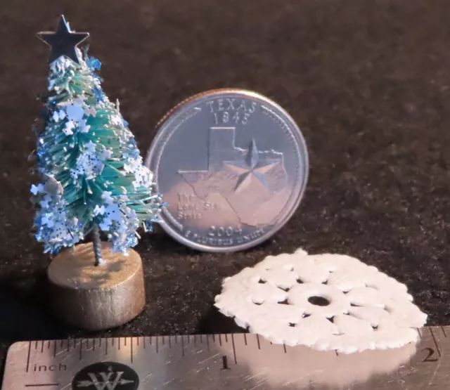 Christmas Tree Blue Glitter for Table Top 1:12 Banner LAST Paper Doily #3467