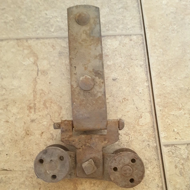 Vtg Old Antique Iron Barn Door Roller Shed Sliding Door Trolley Wheels Hardware