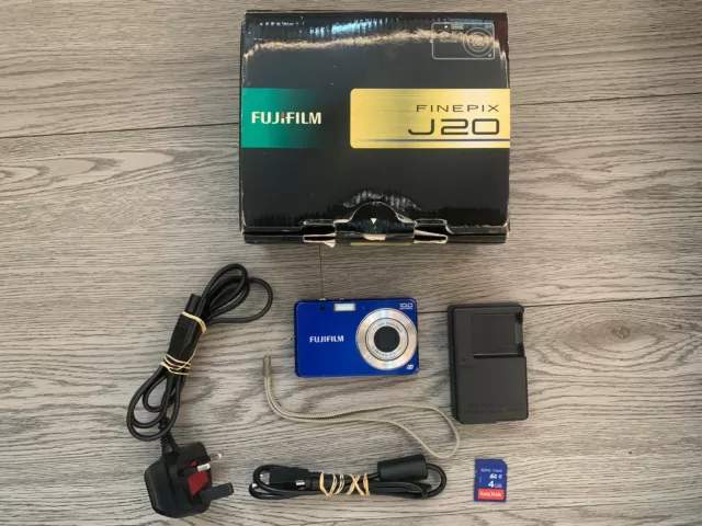 Fujifilm FinePix J20 10.0MP Compact Digital Camera Blue - Boxed