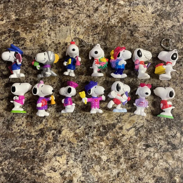 Lot of 14 Vintage Peanuts SNOOPY Whitman's 2" VALENTINE'S DAY Figures No Dups
