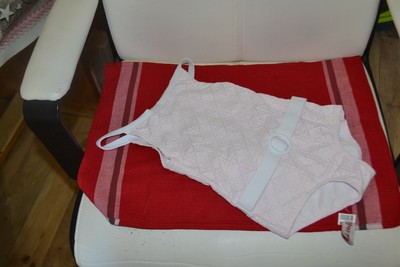 Dior maillot de bain neuf  dior 2 ans  blanc poche avec petites roses etiqu ** 