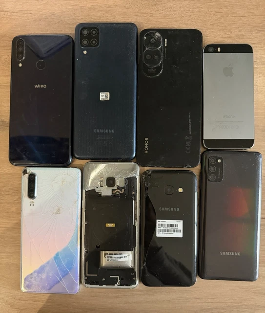 Lot De 2 Téléphones Panasonic Eluga EB-GD30/90 - Pour Pièces Ou Réparation, état Occasion