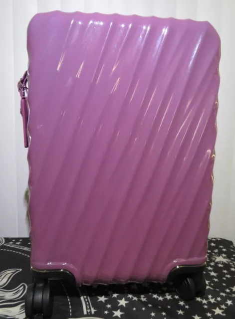 BRAND NEW TUMI 19 Degree International Expandable 4 Wheel Carry-On 