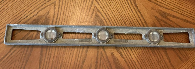 Vintage Stanley Handyman 24" Aluminum Carpenter Level  No. 233-24”