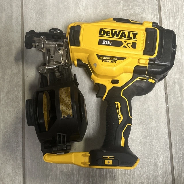 DEWALT DCN45RNB 20V MAX 15Degree Brushless Cordless Coil Roofing