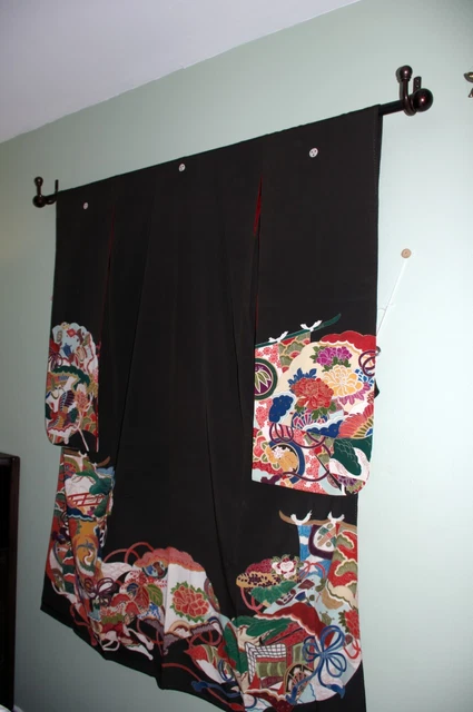 Gorgeous! Taisho Showa Antique Vintage Japanese Kuro Furisode Kimono 