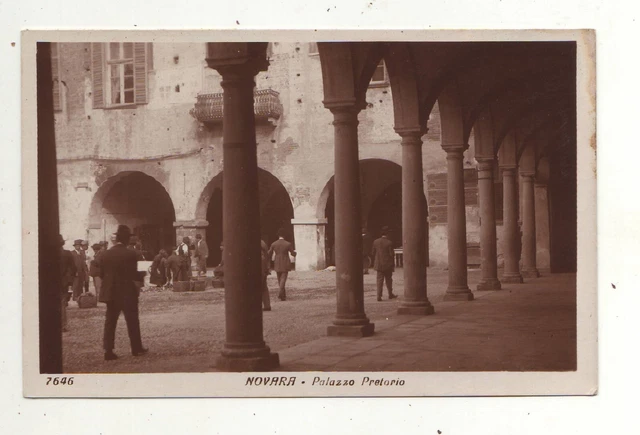 cartoline Novara,palazzo pretorio
