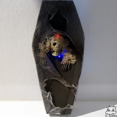 HALLOWEEN&gt; HORROR SARG mit Zombie und Leuchtaugen EUR 11,00 PicClick DE