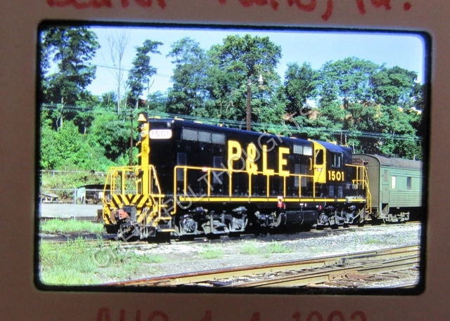 Original '83 Kodachrome Slide PLE Pittsburgh Lake Erie 1501 GP7 Fresh   38S32