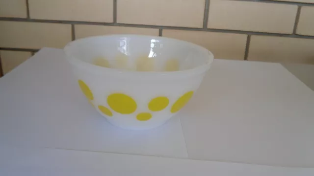 Vintage Pyrex Agee  Mixing Bowl Polka Dot - 8"  YELLOW