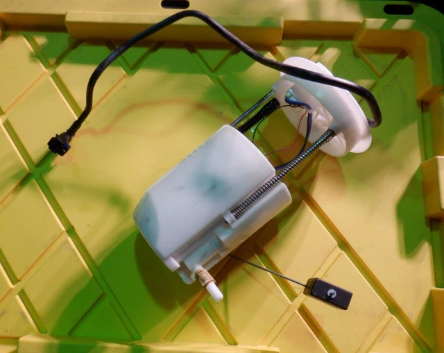 GENUINE SUBARU FUEL Pump Assembly OEM 75.00 PicClick