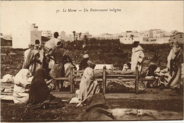 CPA AK Enterrement indigene MAROC (24115)
