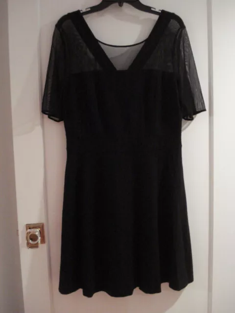 Dkny Black Lbd Fit & Flare Short Sleeve V Neck Mesh Detail Dress-Sz 14