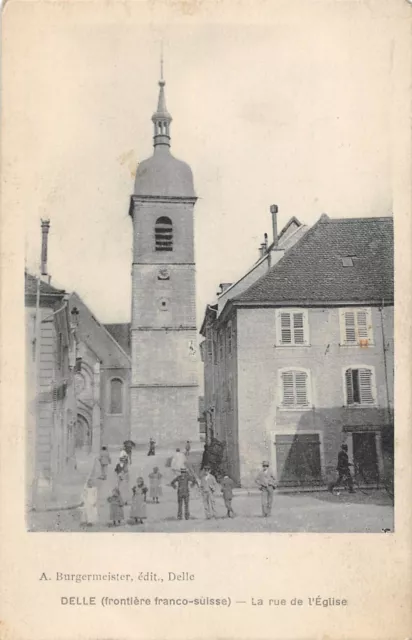 Cpa 90 Delle Frontiere La Rue De L'eglise