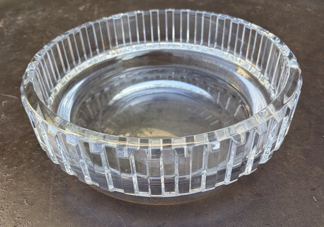 Coupe Ou Saladier En Cristal Taillé Avec Cerclage Argenté - Vintage