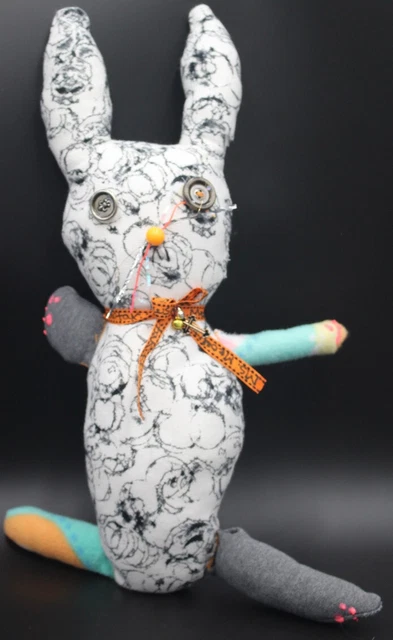 "Karottenkaninchen" Bunny Soft Sculpture handmade Art Doll with a charm collar