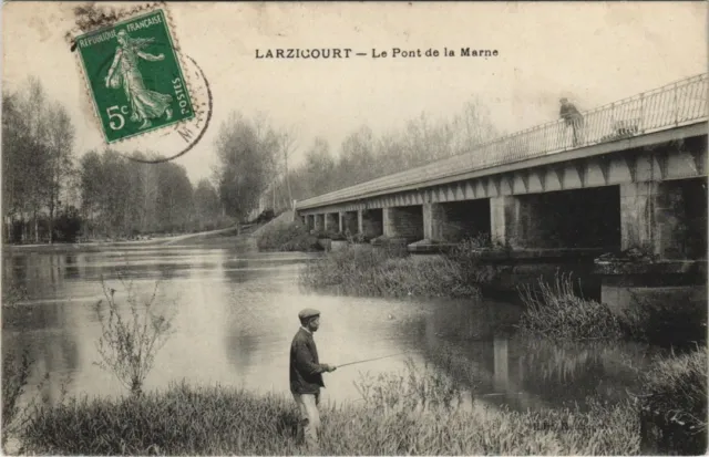 CPA LARZICOURT - Le Pont de la MARNE (131921)