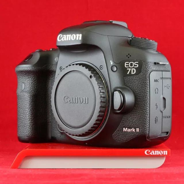 *CANON EOS 7D Mark II (Body Only) | 20.2MP APS-C DIGITAL SLR | CANON UK DEALER*
