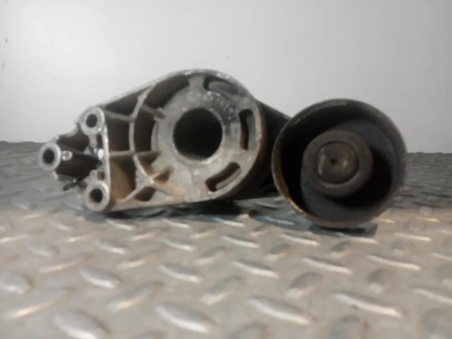 galet tendeur pour SEAT CORDOBA 1.9 SDI 1996 9679081