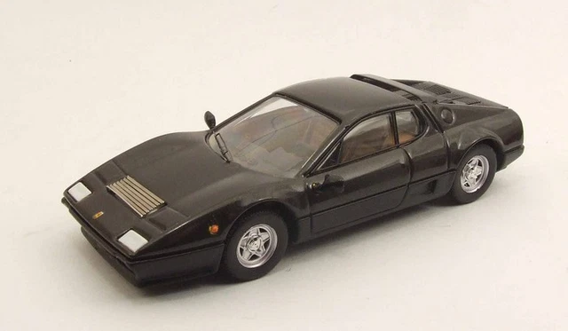 Bburago 1:43 Ferrari Daytona SP3 Ano De Construção 2022 Branco Signature 18 36914