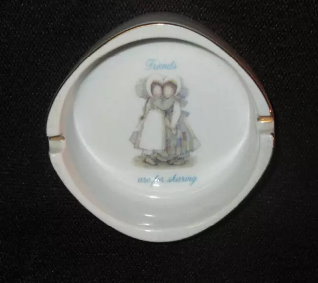 Hollie Holly Hobbie  Rare ashtray ash tray    (GR).